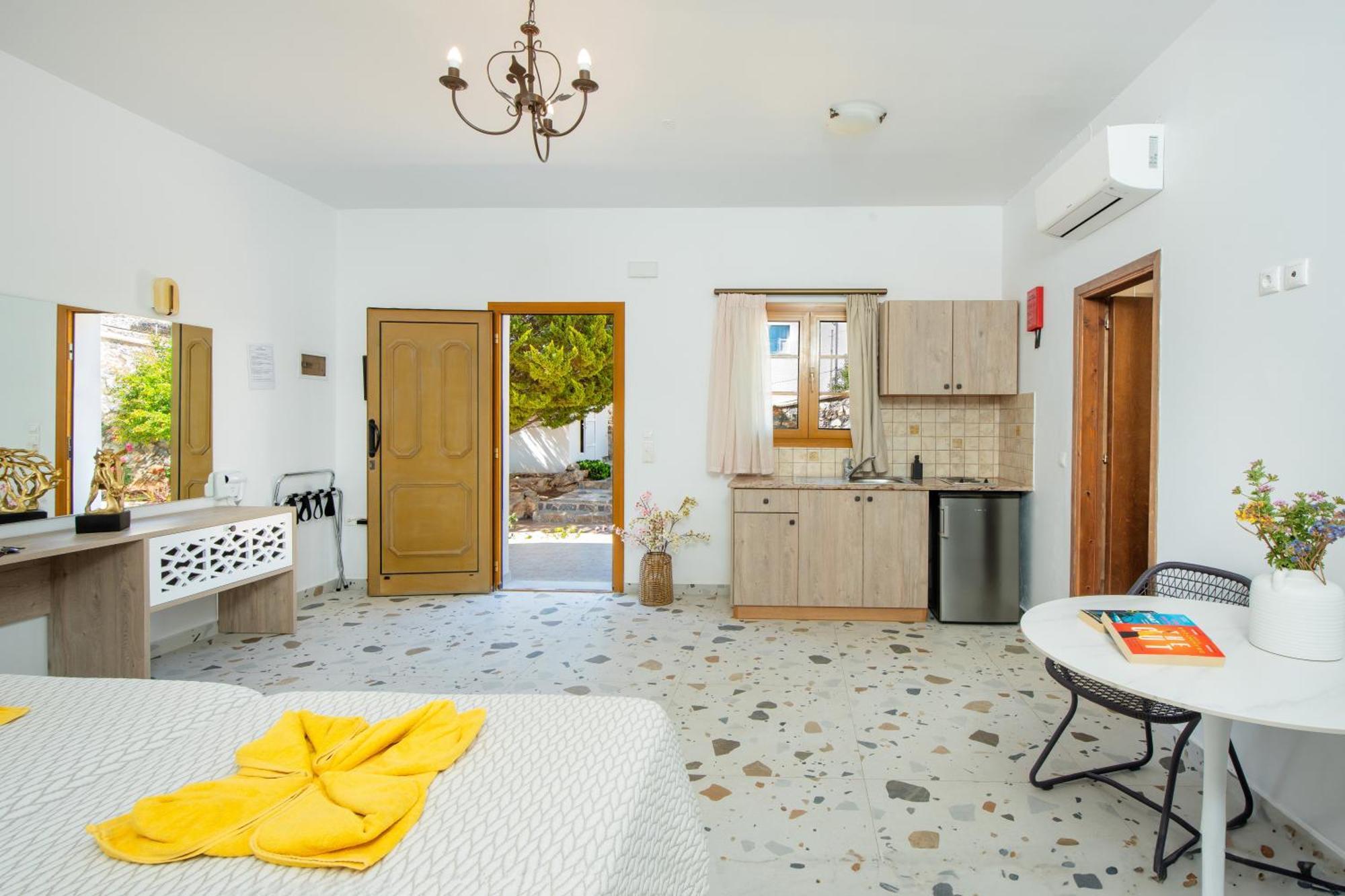 Krana Hotel Линдос Экстерьер фото